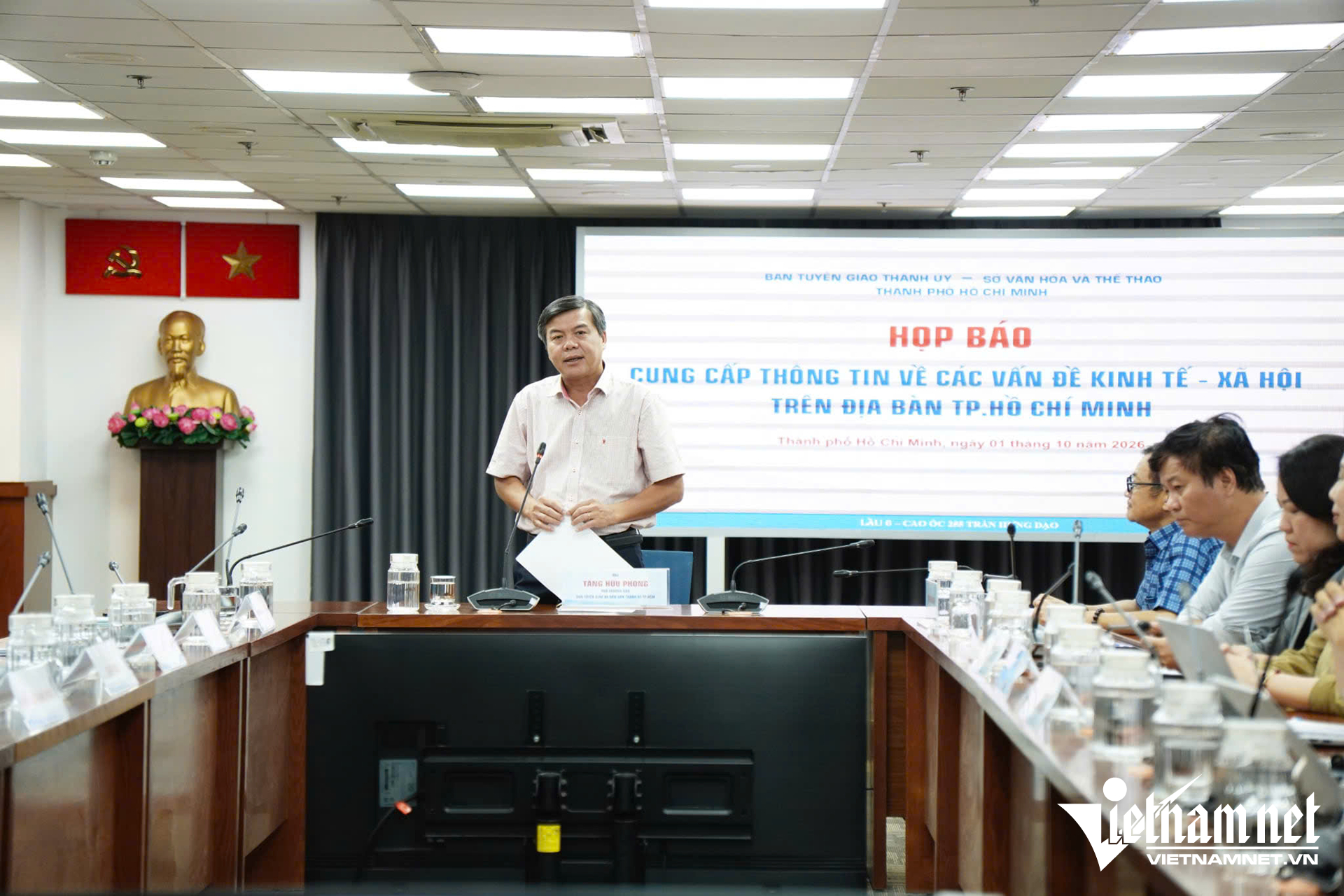W-cơ sở dôi dư.png