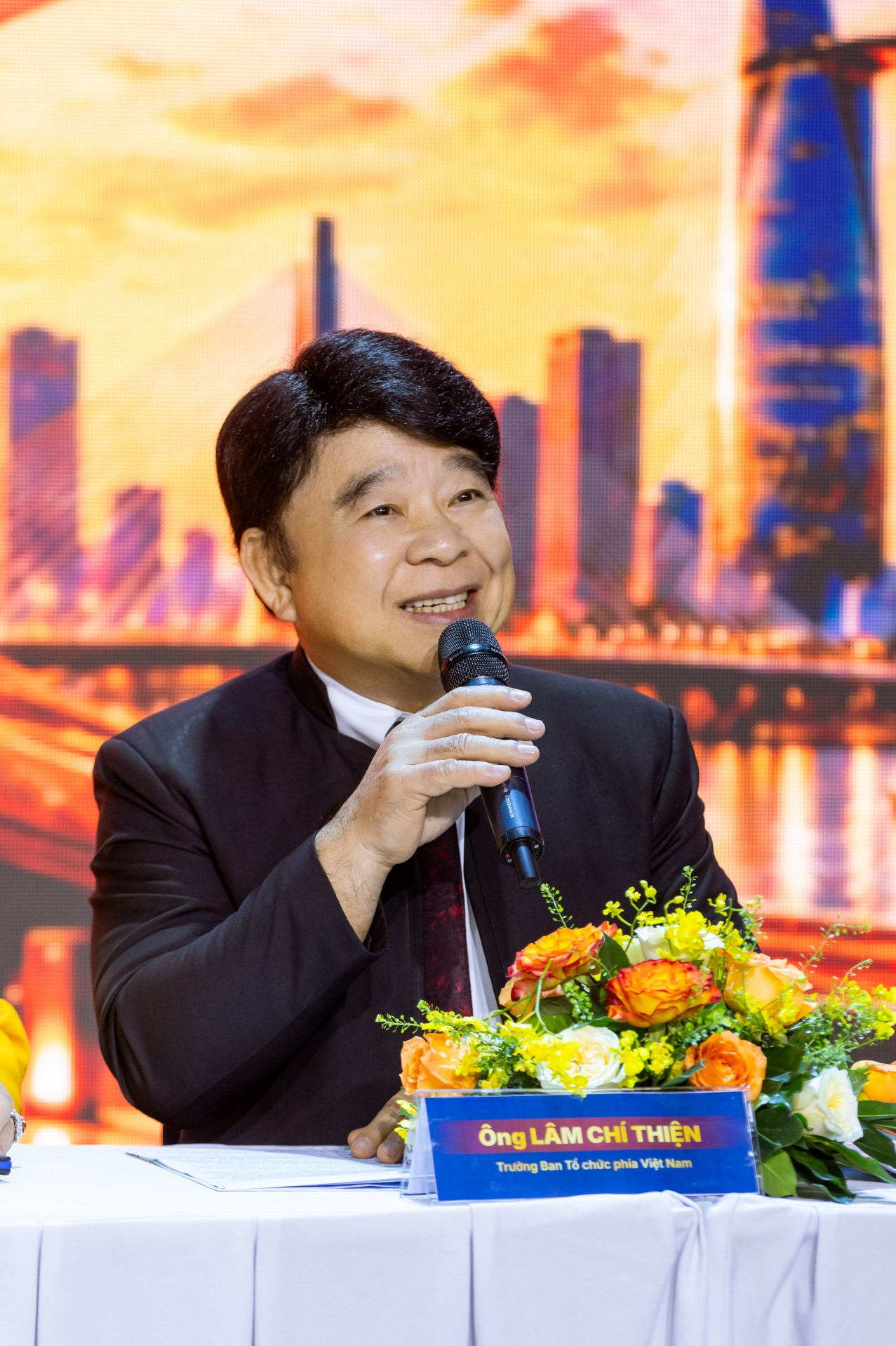 batch_Ông Lâm Chí Thiện – Chủ tịch Hội đồng Quản trị kiêm Tổng Giám đốc Tập đoàn IMC  Trưởng Ban Tổ chức phía Việt Nam.jpg