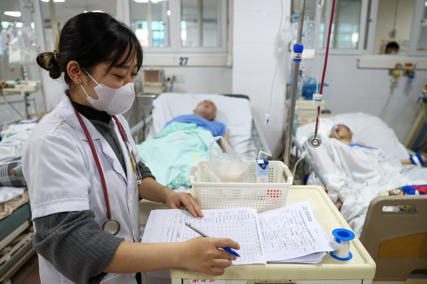 Đào tạo một bác sĩ chuyên khoa mất tối thiểu 10 năm
