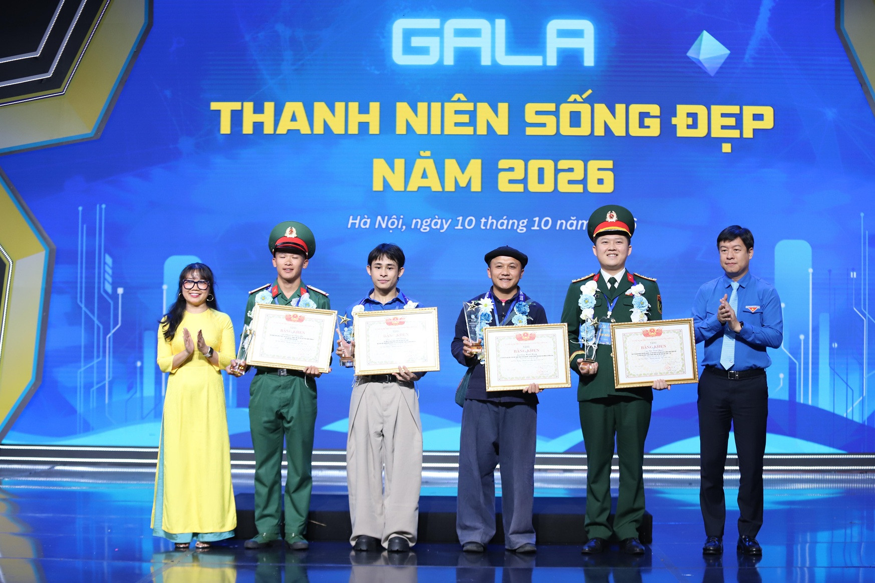 Đinh Viết Tường.jpg