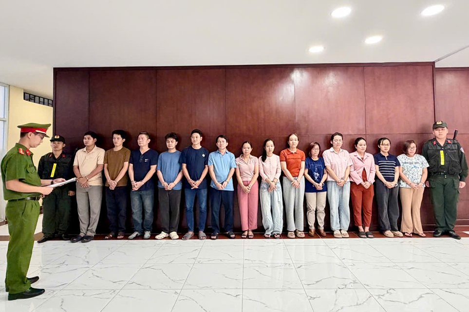 Khởi tố 5 vụ án, bắt 21 người làm sai lệch kết quả quan trắc môi trường ở TPHCM