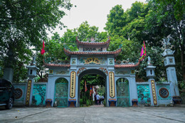 https://static-images.vnncdn.net/vps_images_publish/000001/000003/2026/10/10/ungthien5-1945.jpg
