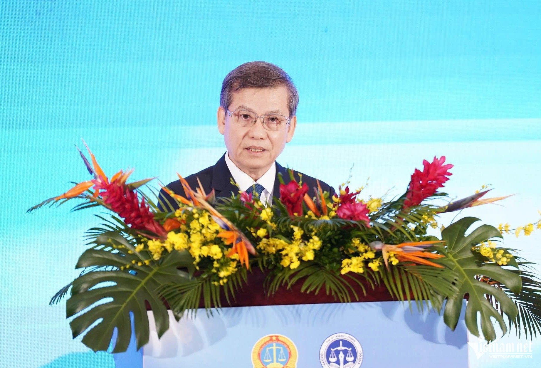 W-truong ban.jpg
