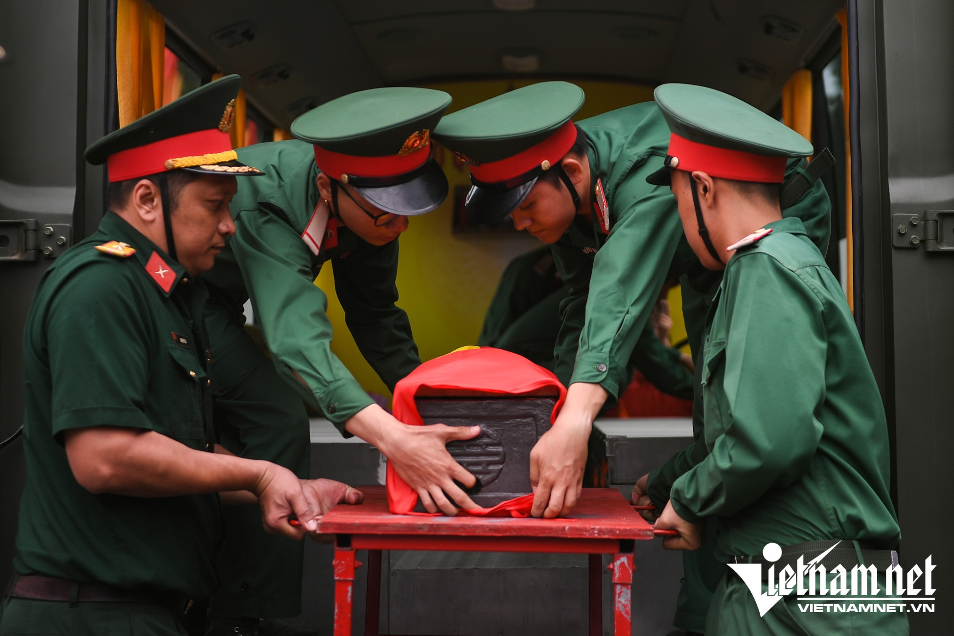 W-truy điều lê thị riêng   nguyễn huế 10.jpg