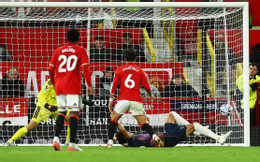 resources_premierleague_pulselive_com 2026 10 10T182007Z_1794739194_UP1EMAA1EXITJ_RTRMADP_3_SOCCER ENGLAND MUN TOT (2).jpg