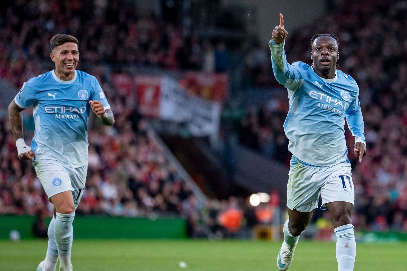 Kết quả bóng đá hôm nay 12/10: Liverpool thua đậm Man City