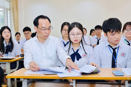 Bộ trưởng GD ĐT Hoàng Minh Sơn.jpg