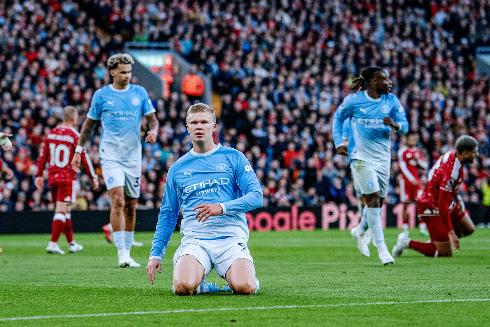 Haaland Liverpool Man City 3.jpg