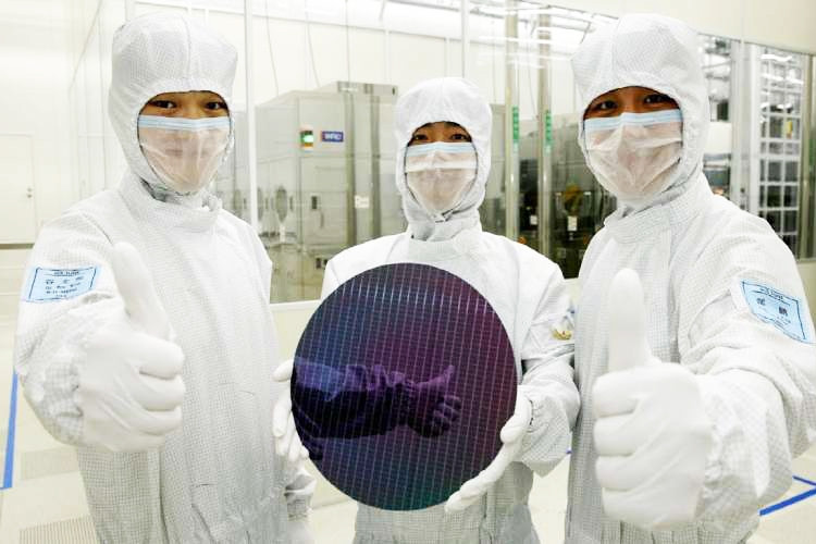 Nhiều tiến sĩ lọt top 17 ứng viên Quả Cầu Vàng 2026