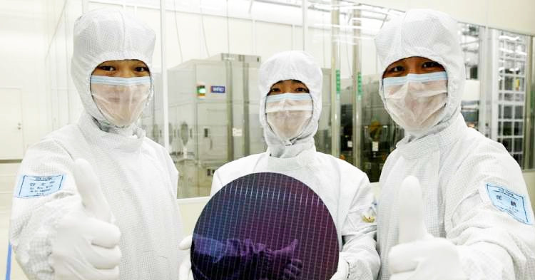 Nhiều tiến sĩ lọt top 17 ứng viên Quả Cầu Vàng 2026