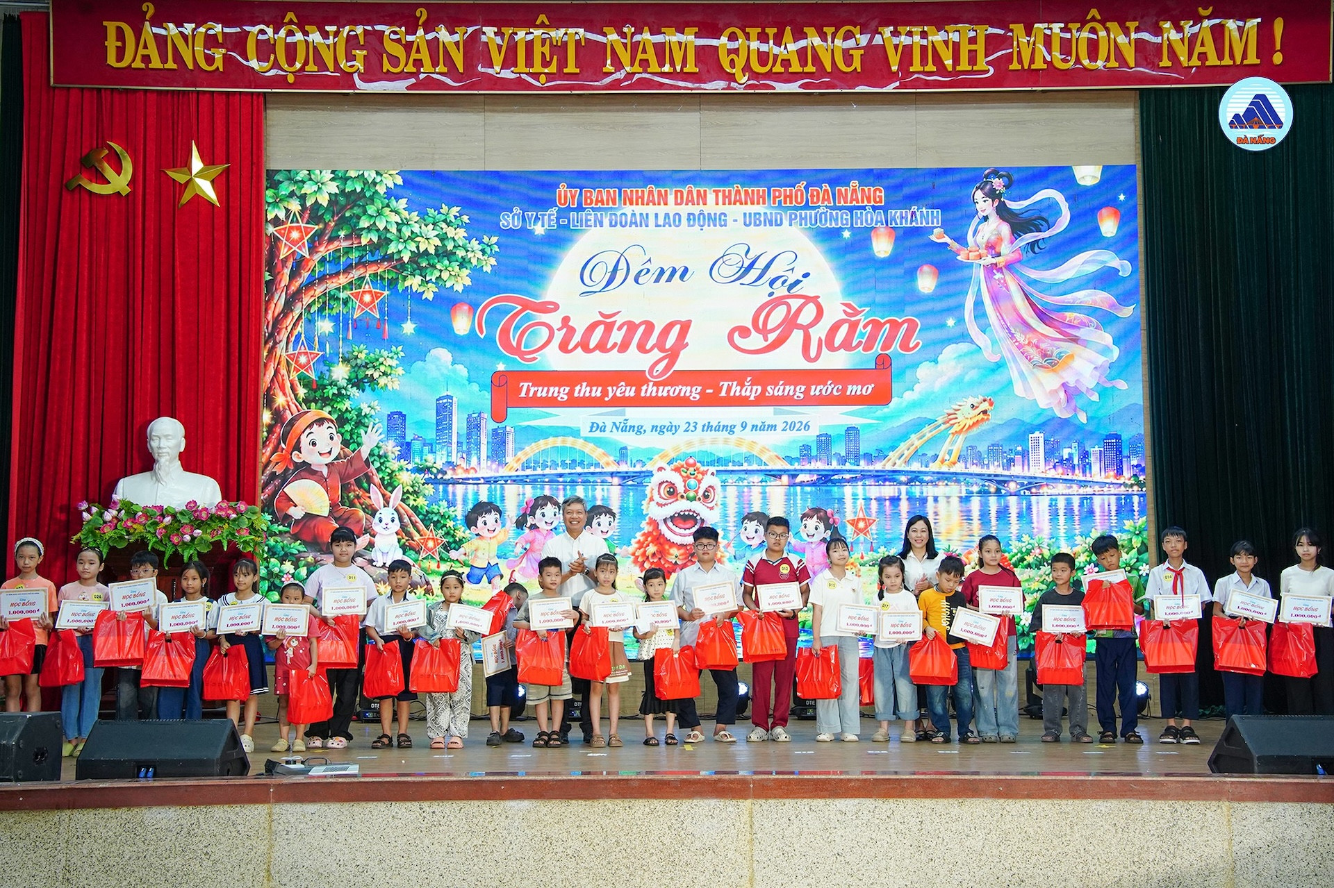 Trung thu .jpg
