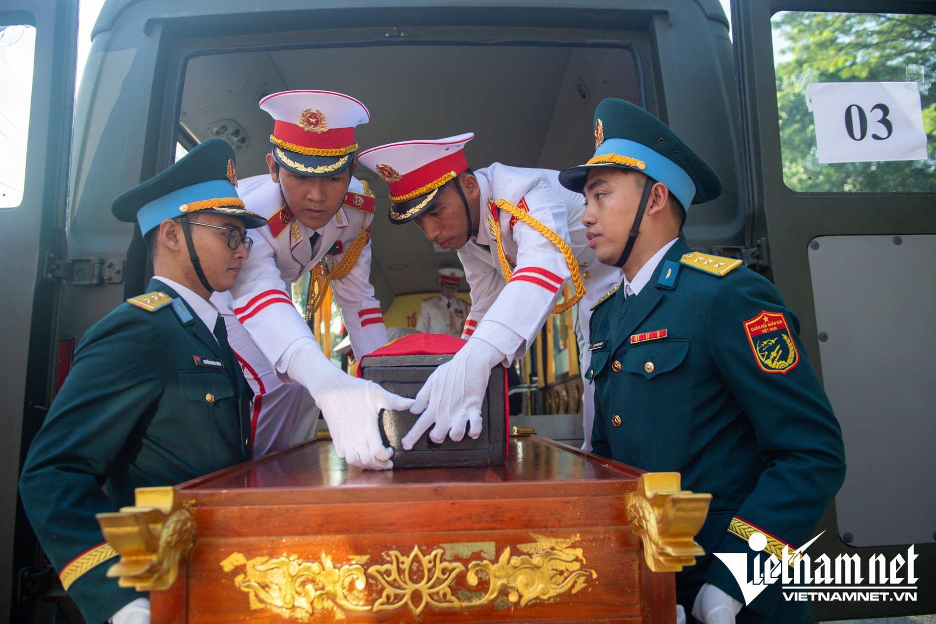W-truy điệu Lê Thị Riêng TPHCM   nguyễn huế 7.jpg