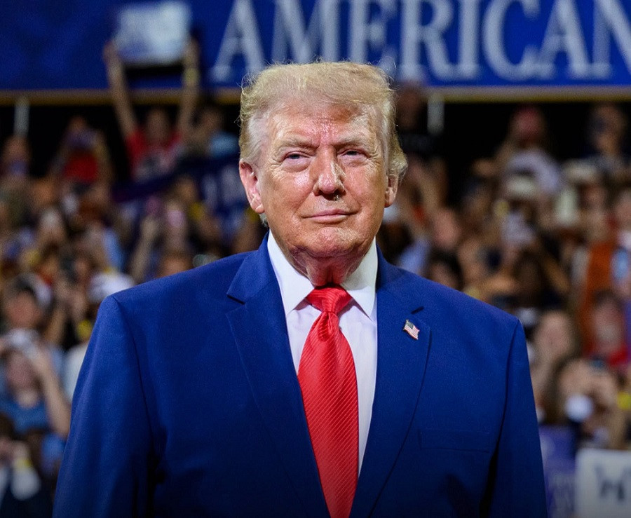 Donald Trump Nha Trang.jpg