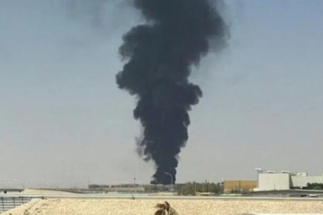 Houthi cảnh báo đáp trả nếu Mỹ quyết định tham gia không kích cùng Ảrập Xêút