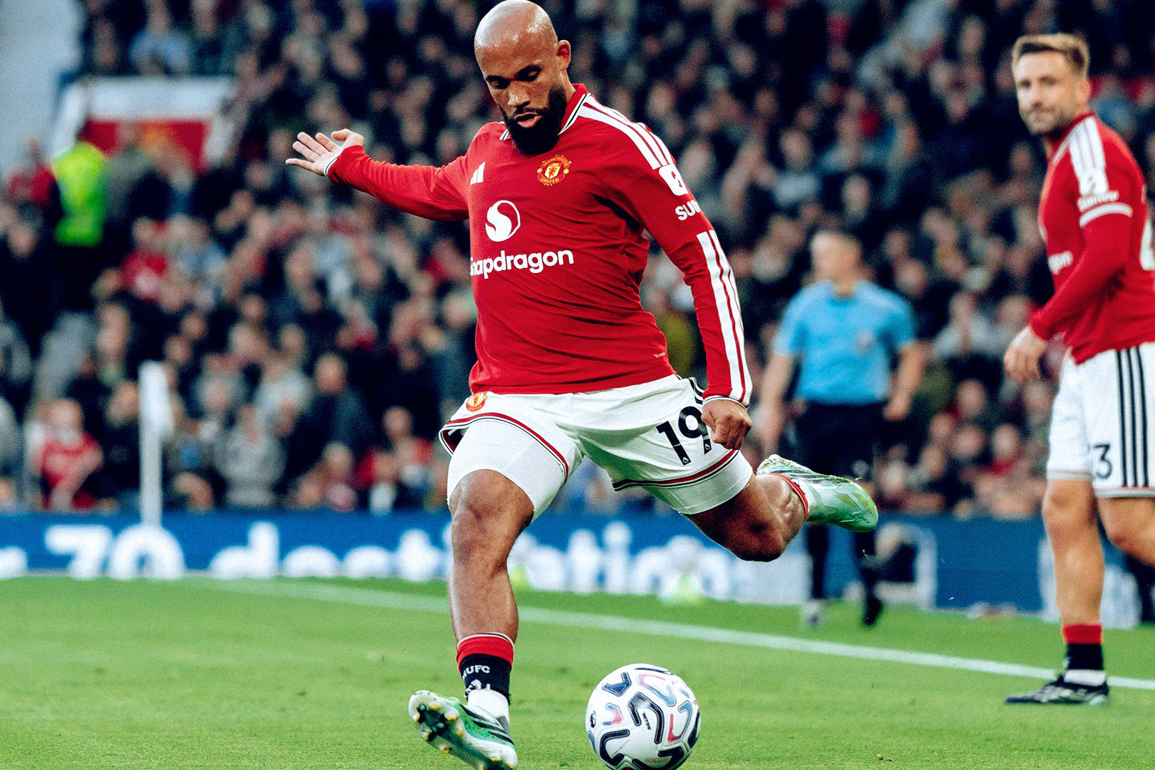 Mbeumo MU Tottenham.jpg