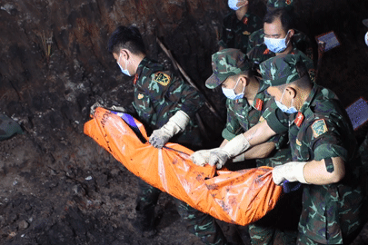 Nhìn lại những khoảnh khắc tìm kiếm 731 hài cốt liệt sĩ tại công viên Lê Thị Riêng