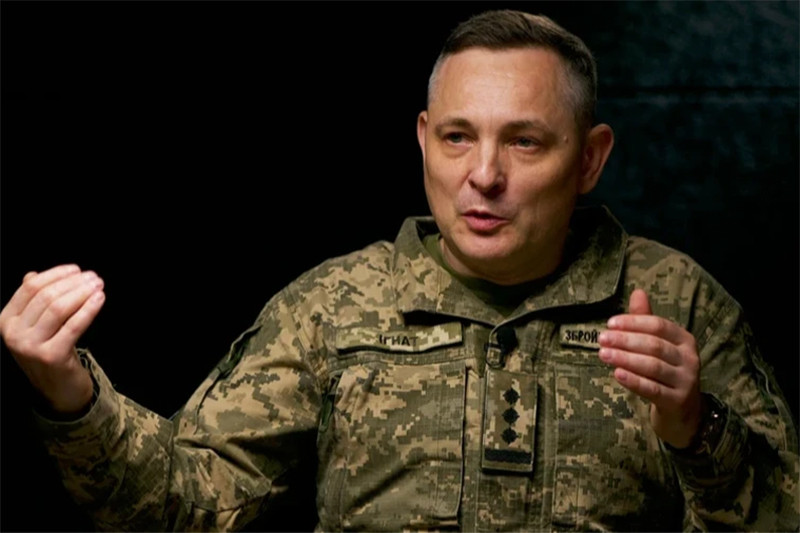 phat ngon vien Khong quan Ukraine Ukrainska Pravda.jpg