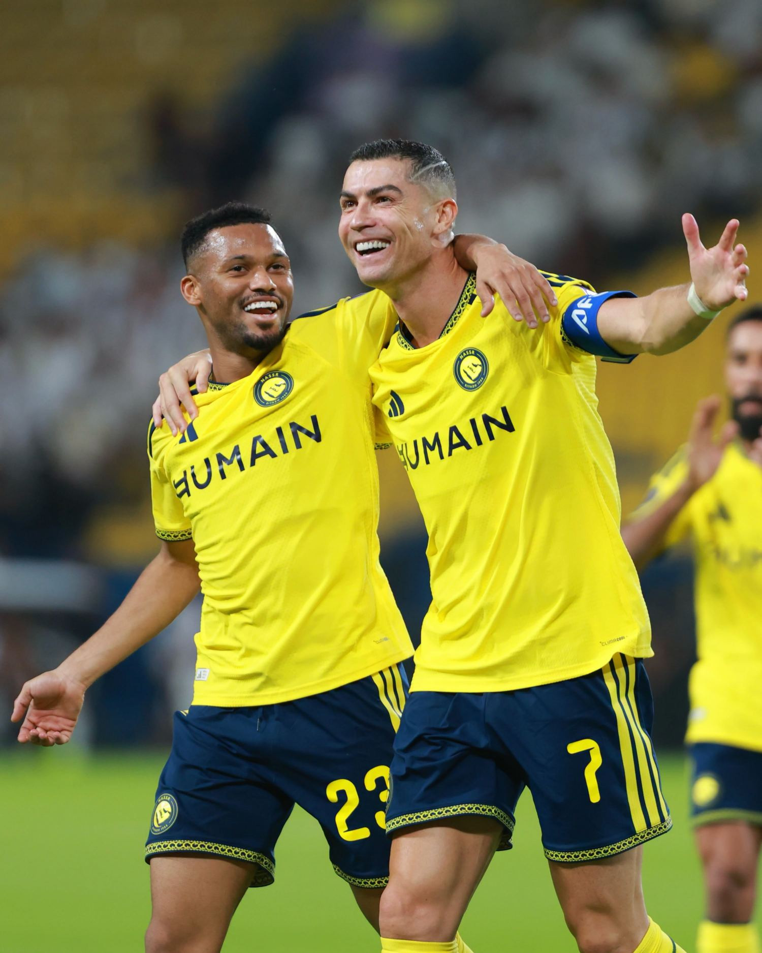https://static-images.vnncdn.net/vps_images_publish/000001/000003/2026/10/13/ronaldo-al-nassr-48.jpeg