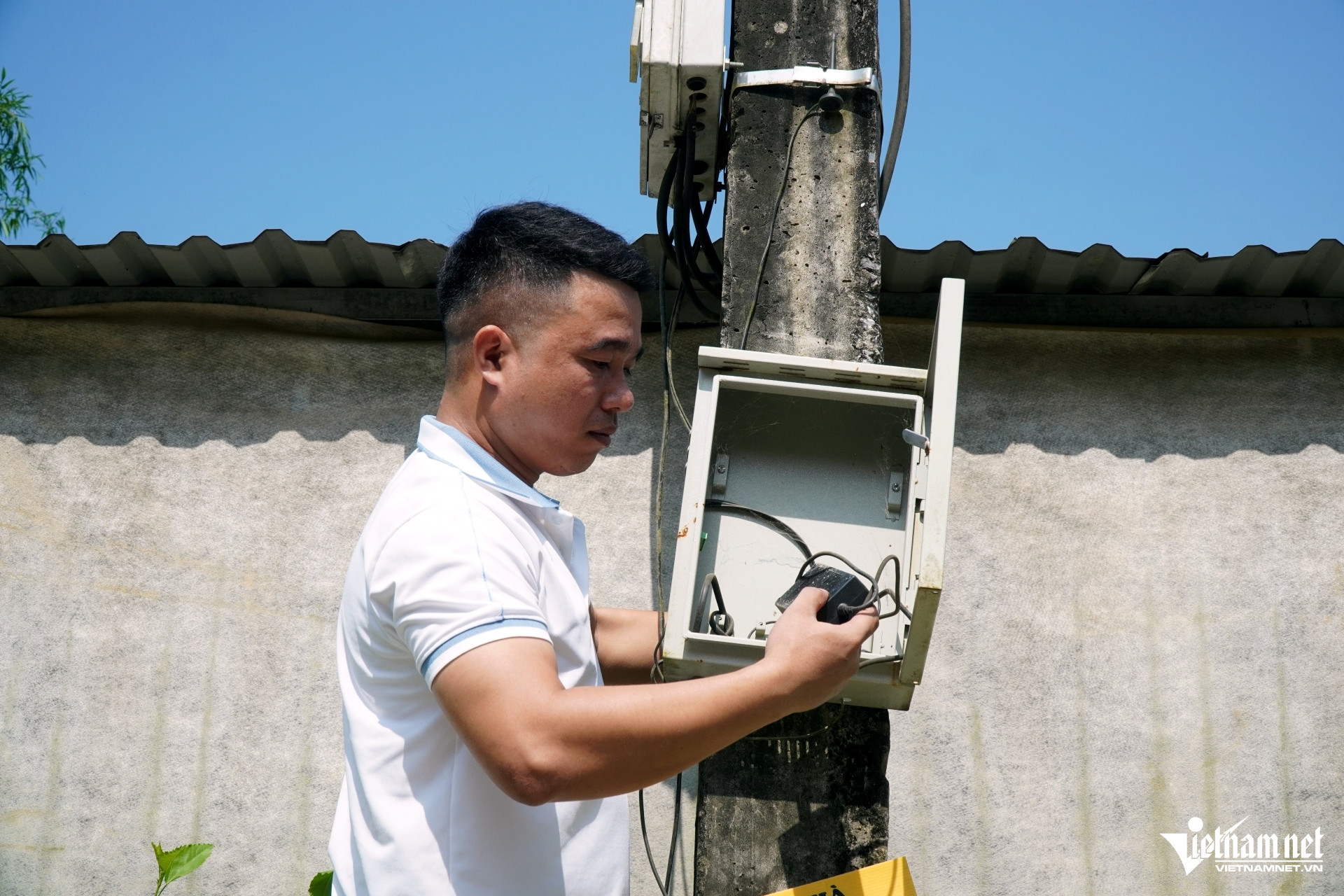 W-a3Những người đứng sau dịch.JPG.jpg