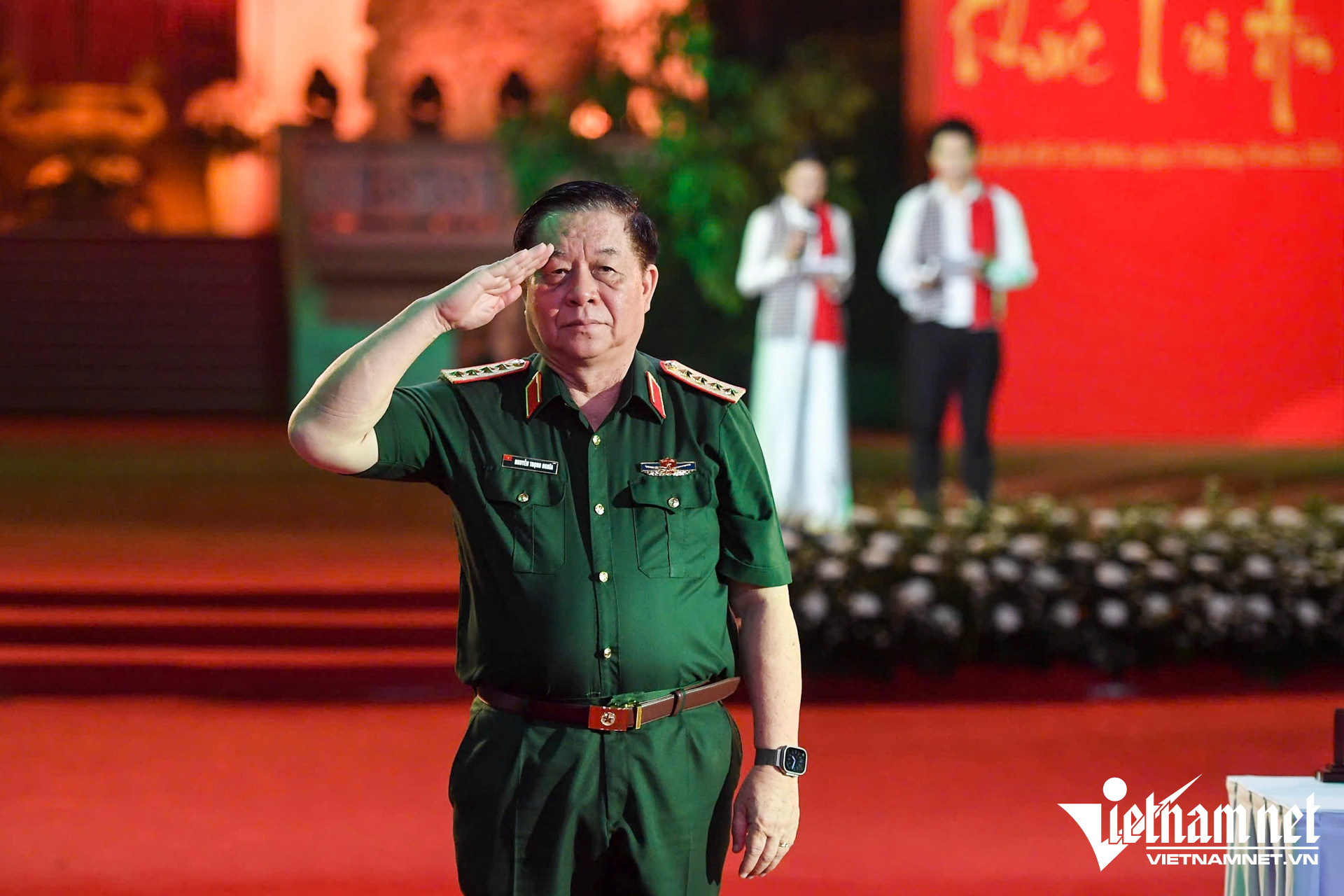 W-công viên Lê Thị Riêng nguyễn huế 2.jpg