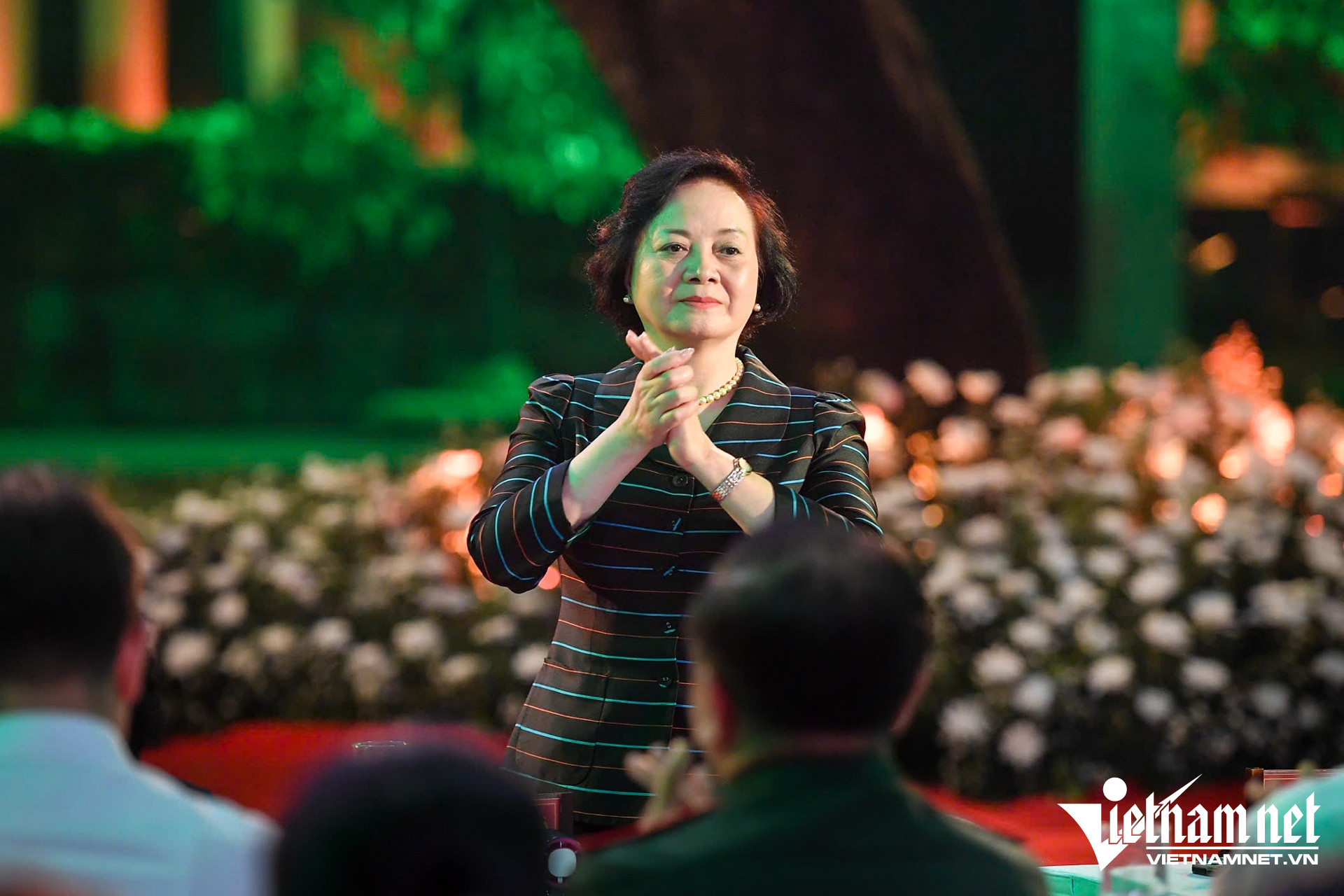 W-công viên Lê Thị Riêng nguyễn huế 4.jpg