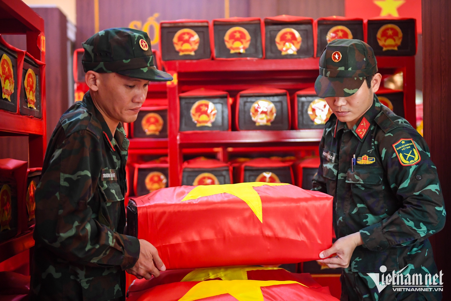 W-hài cốt liệt sĩ   Nguyễn Huế 10.jpg