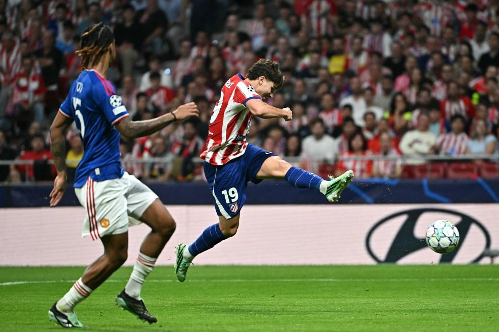 Kết quả bóng đá hôm nay 14/10: MU phơi áo, Arsenal thắng to