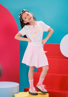 https://static-images.vnncdn.net/vps_images_publish/000001/000003/2026/10/14/batch-5-du-nho-tuoi-nhung-tue-lam-so-huu-kinh-nghiem-trinh-dien-noi-bat-tro-thanh-loi-the-giup-co-be-tu-tin-chinh-phuc-c-3971.jpg