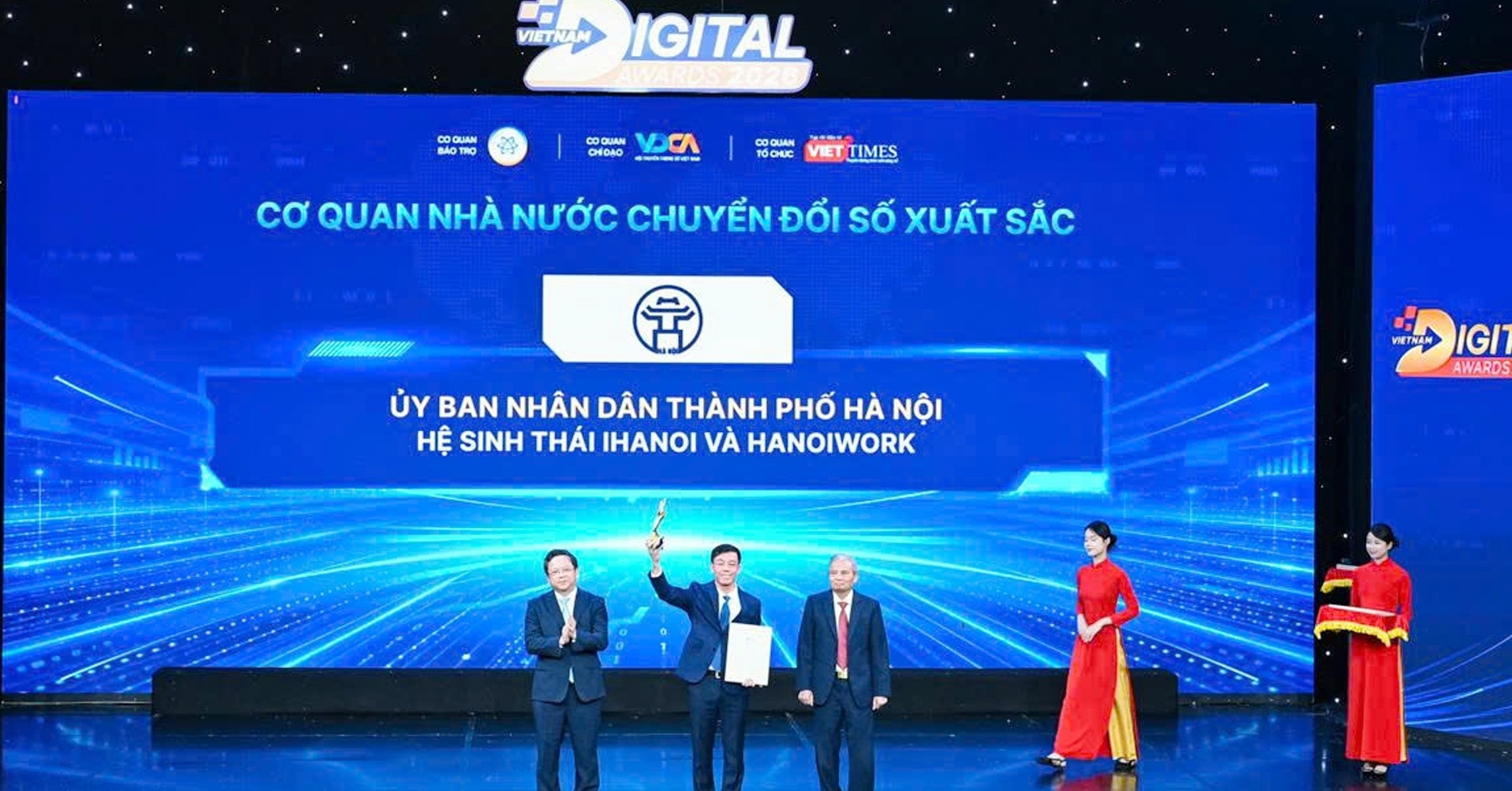 Hệ sinh thái iHanoi, Hanoiwork giúp Hà Nội giành giải chuyển đổi số Việt Nam