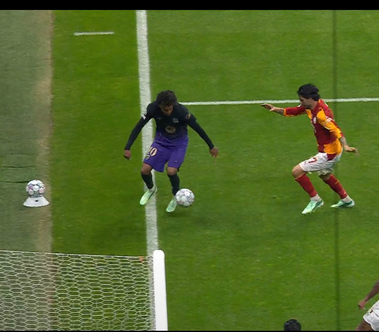 lamine yamal 10.jpg