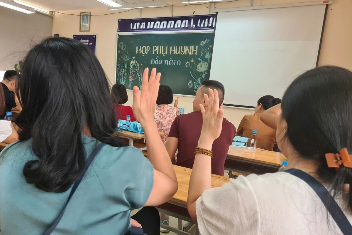 Bỏ bắt buộc họp phụ huynh 3 lần/năm: Cha mẹ muốn giảm các cuộc họp 'hình thức'