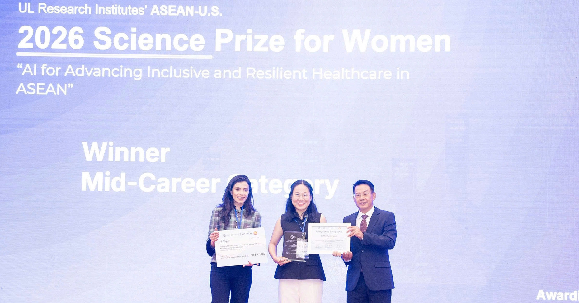 TS. Hà Thị Thanh Hương nhận Giải thưởng Khoa học ASEAN - Hoa Kỳ