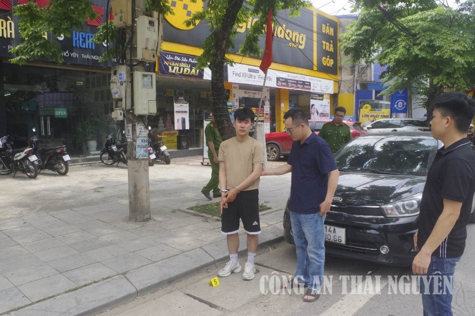 cướp điện thoại__49.JPG