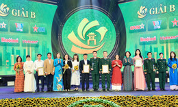 Đoạt giải.jpg