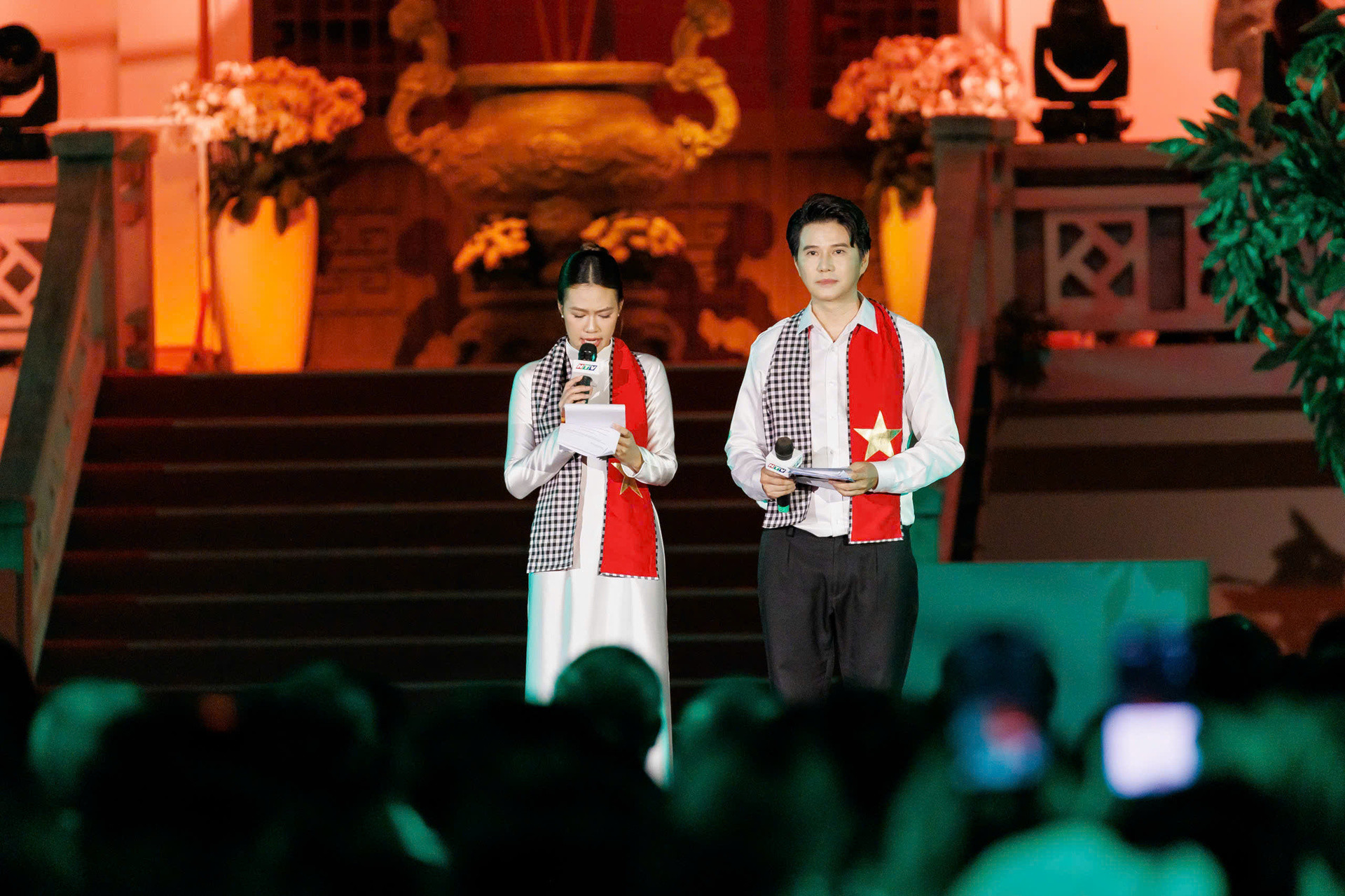 MC Vu Manh Cuong Khúc Tri Ân 1.jpg