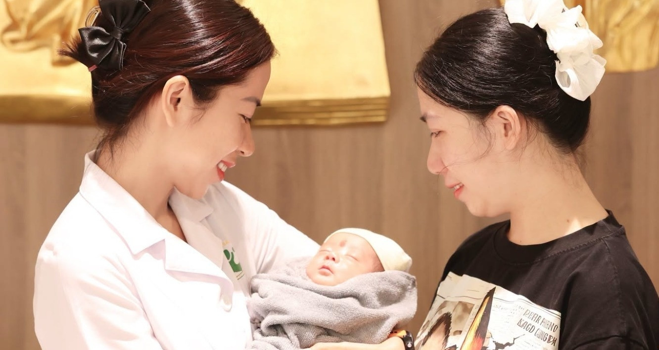 Sản phụ từ Hàn Quốc về Việt Nam giữ tam thai