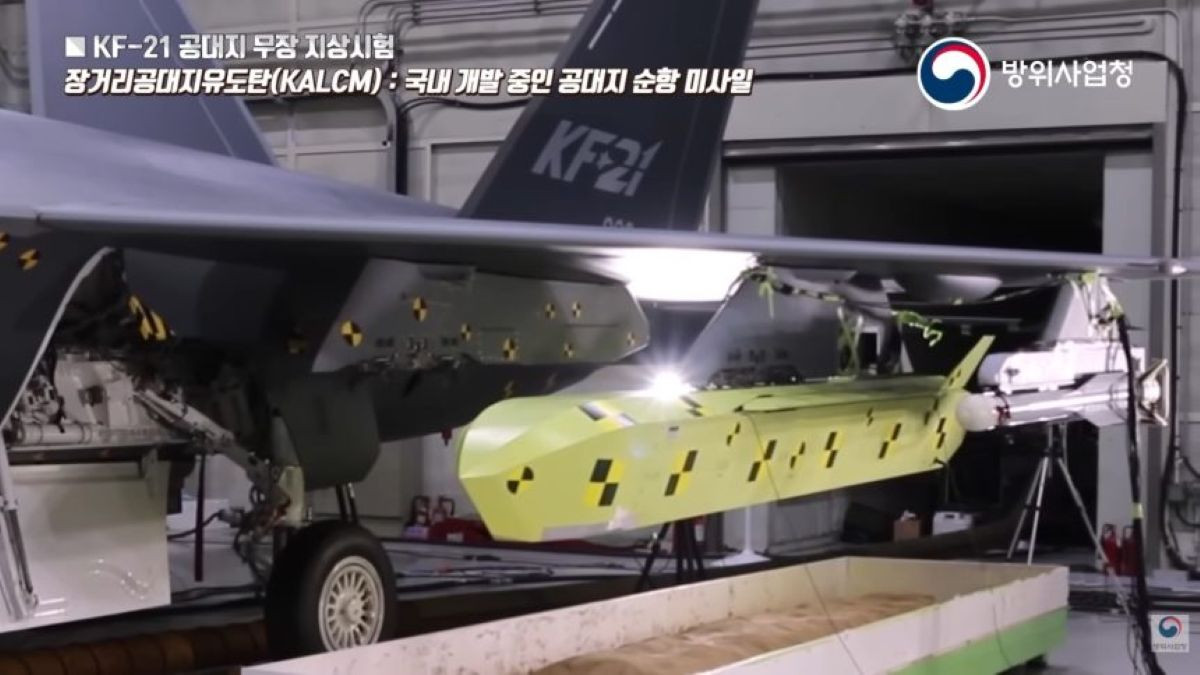 Tiêm kích KF 21 Hàn Quốc 3.jpg