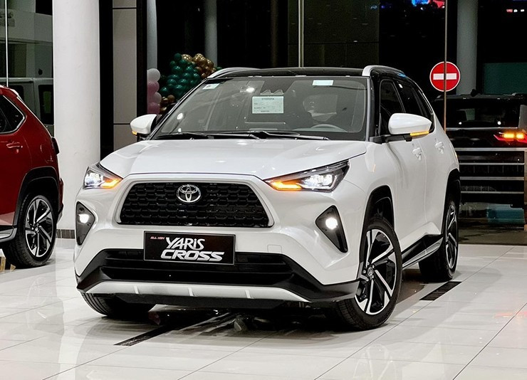 toyota yaris cross 2023.jpeg