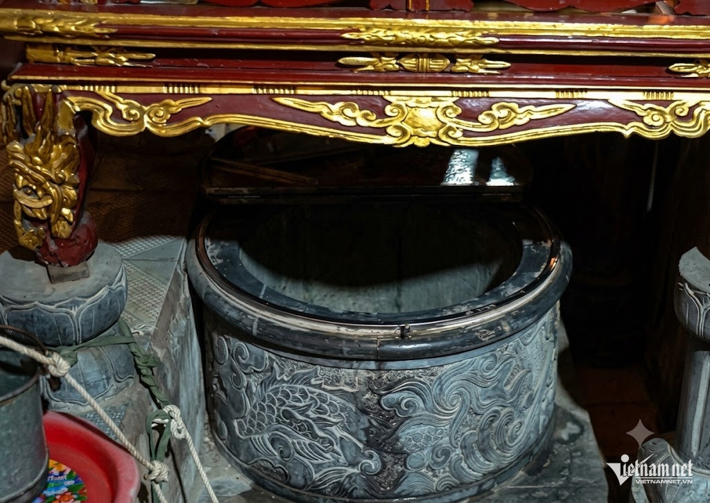 W-Gieng Linh Tien quan 1.jpg