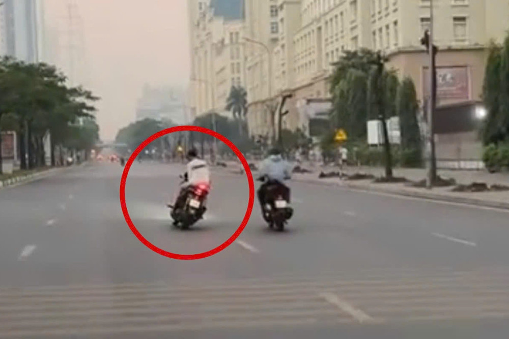 Bản tin cuối ngày 15/10: Hai cô gái đi SH lạng lách bị phạt hơn 36 triệu đồng