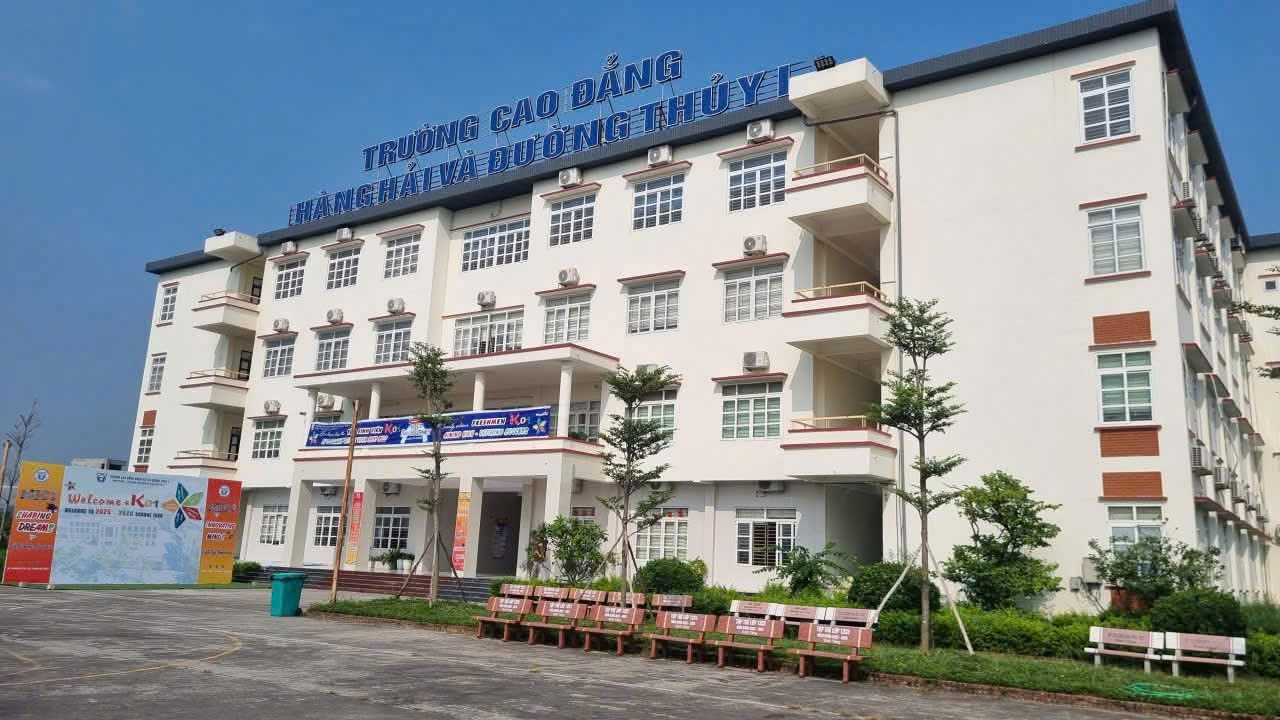 cao đẳng hp.jpg