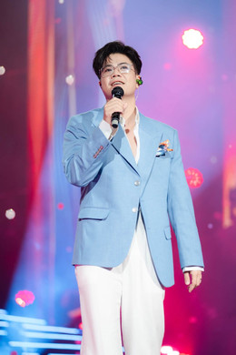 https://static-images.vnncdn.net/vps_images_publish/000001/000003/2026/10/16/dinh-manh-ninh-08-1685.jpg