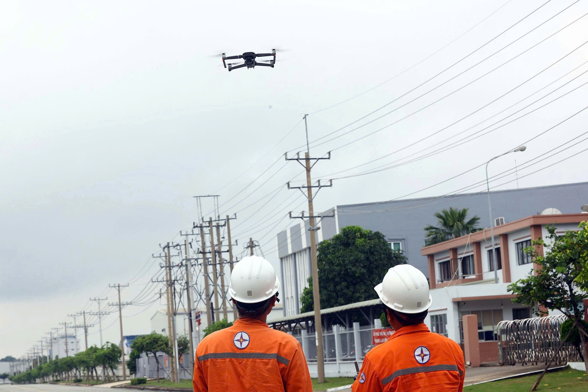 EVNSPC tăng tốc chuyển đổi số, hướng tới doanh nghiệp điện thông minh