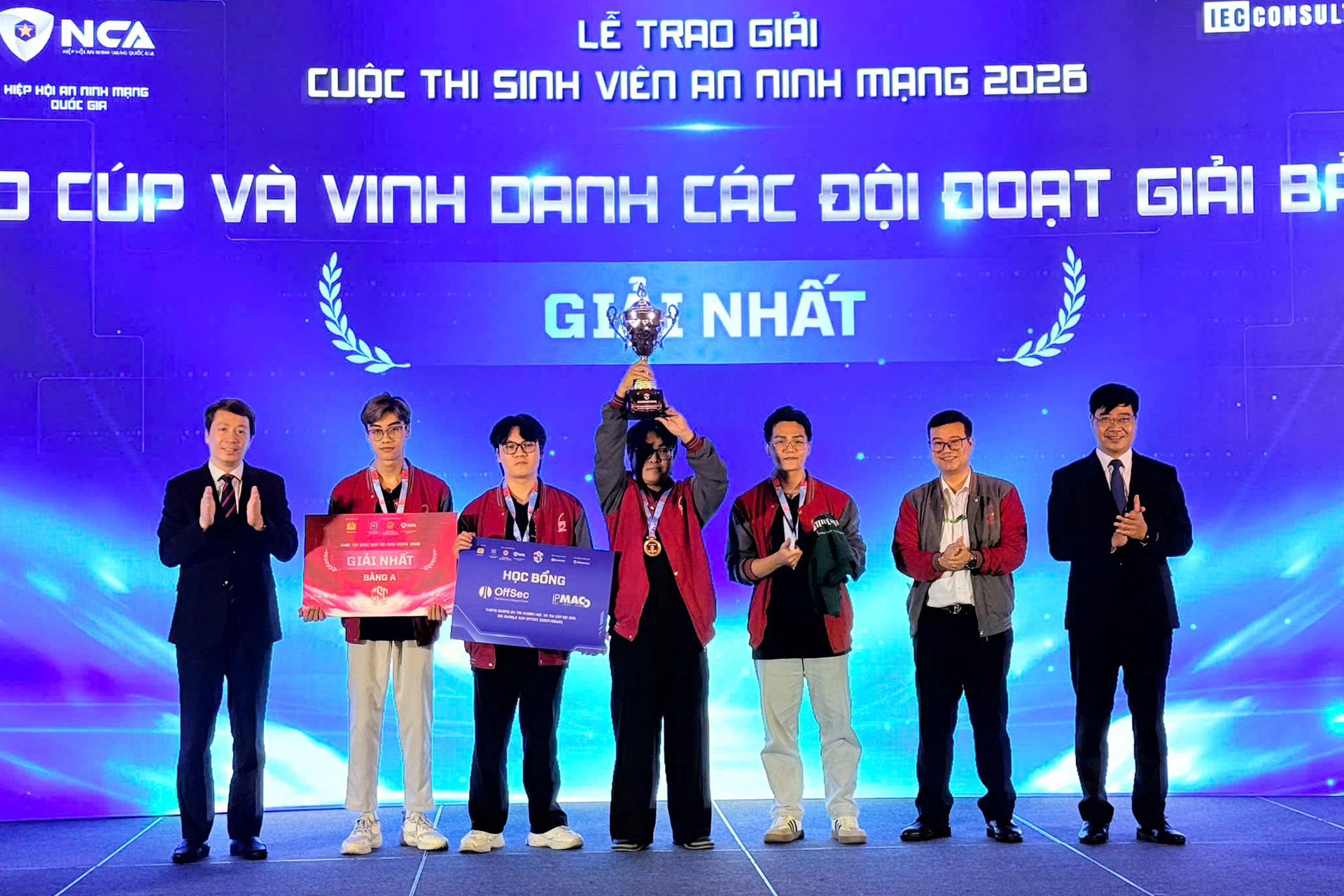 giai Nhat sinh vien An ninh mang 2026 1 1.jpg