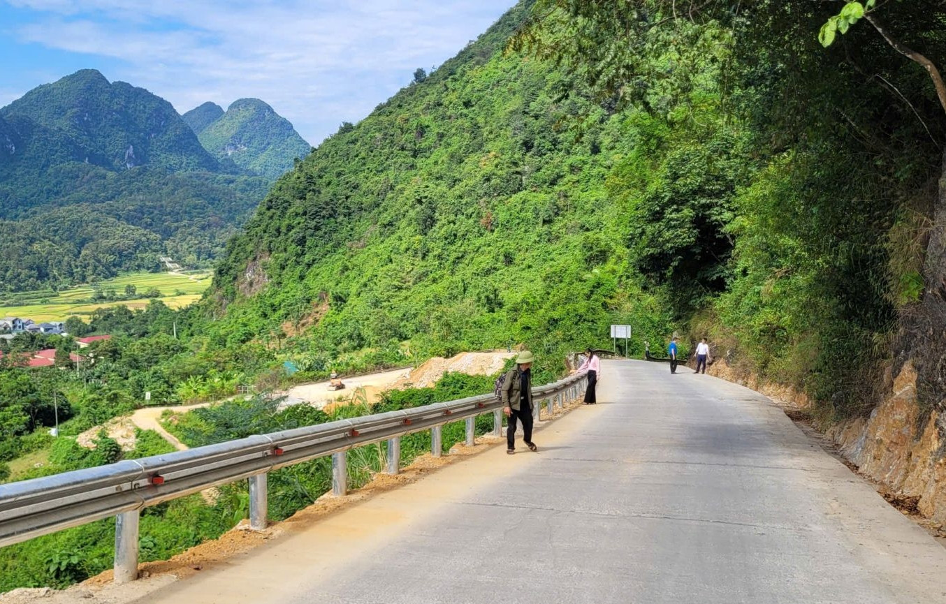 Hoàn thành công trình sửa chữa, khắc phục điểm đen giao thông tại Cao Bằng