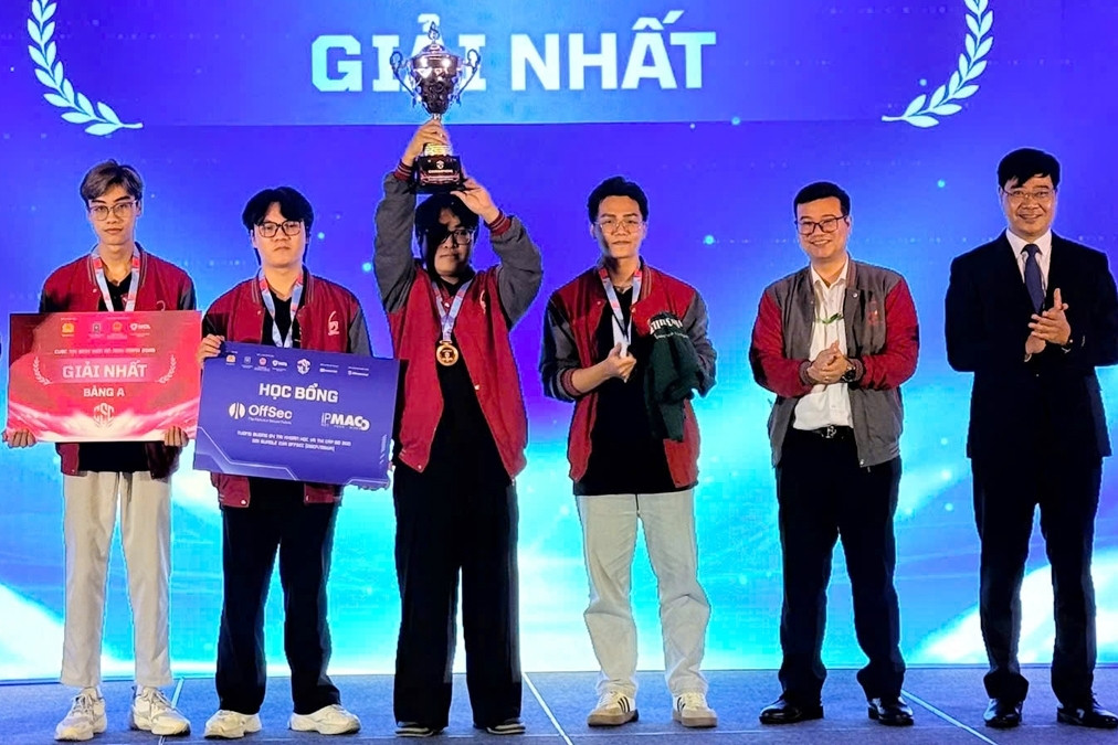 Học viện Công nghệ BCVT lần thứ 2 liên tiếp vô địch 'Sinh viên An ninh mạng'