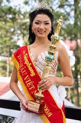 Huyen 01.jpg