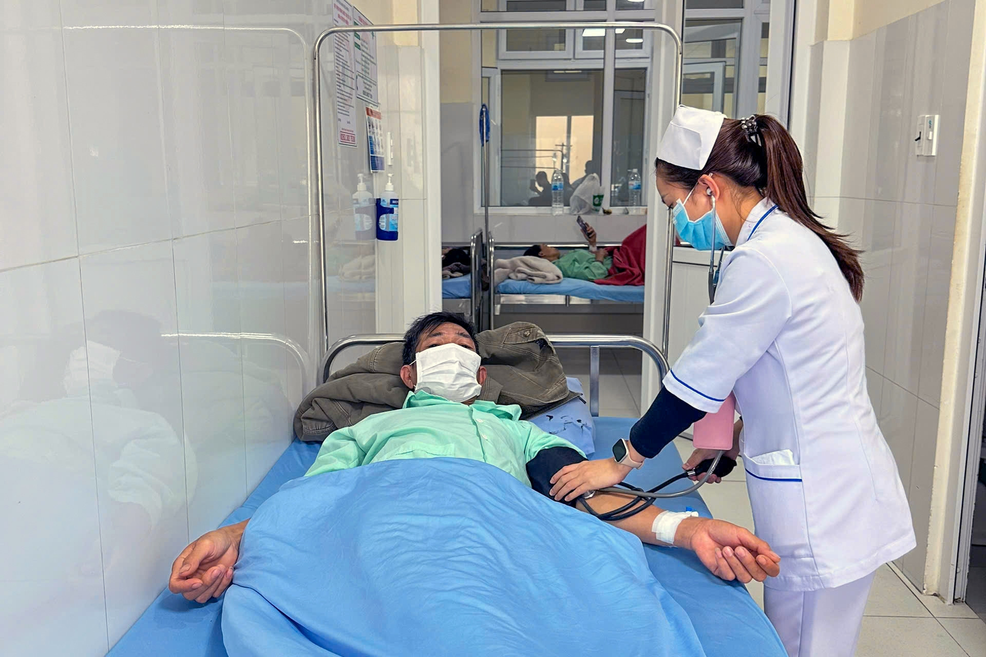 Lâm Đồng chi hơn 220 tỷ đồng 'trải thảm đỏ' thu hút nhân tài ngành y tế