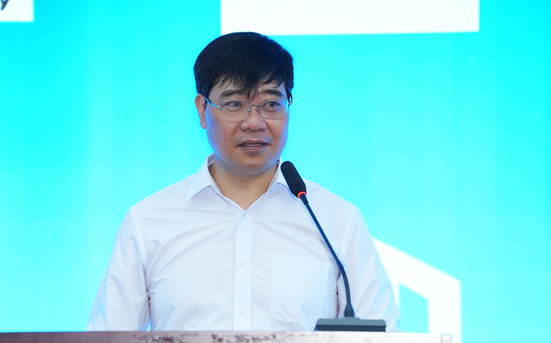 Nguyen Hong Quan .jpg