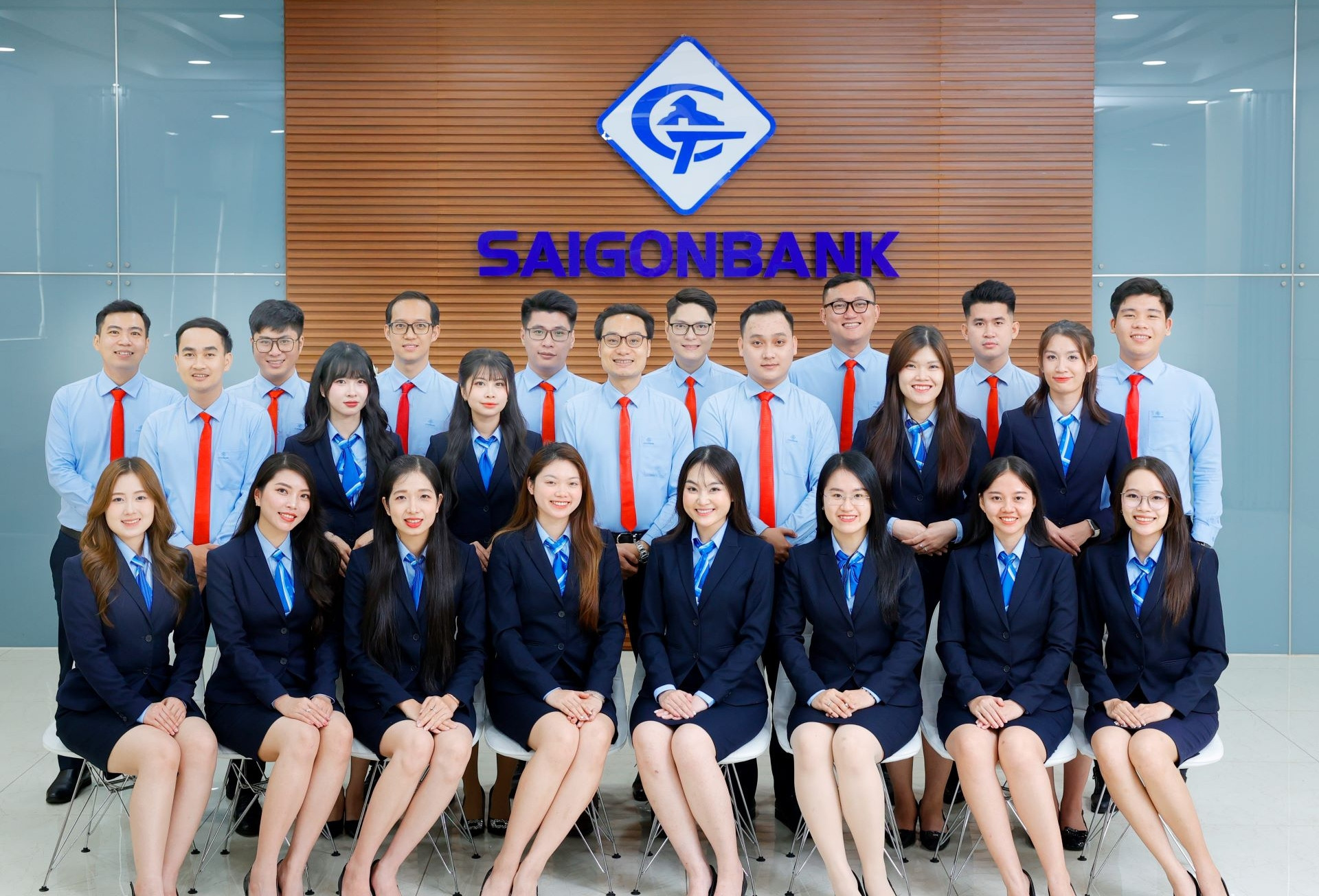 SAIGONBANK nhận giải thưởng quản trị bền vững và minh bạch tại APEA 2026